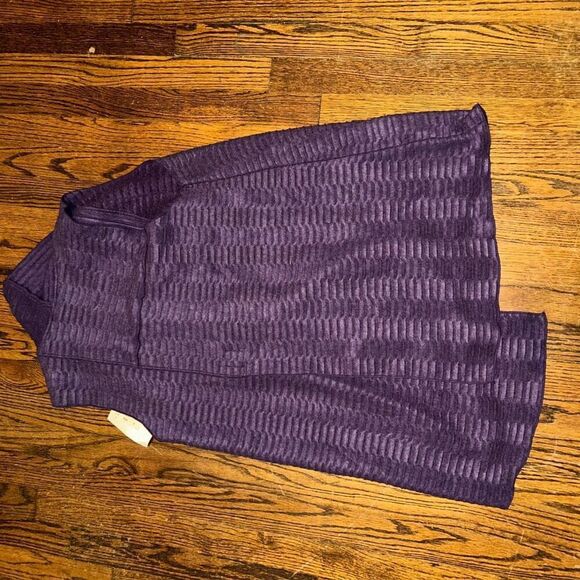 New Habitat Vest - Picture 4 of 5